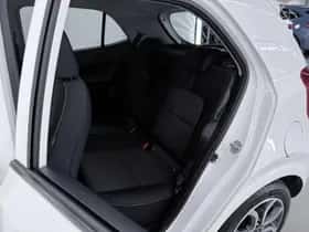 Kia Picanto (2023) thumbnail 11