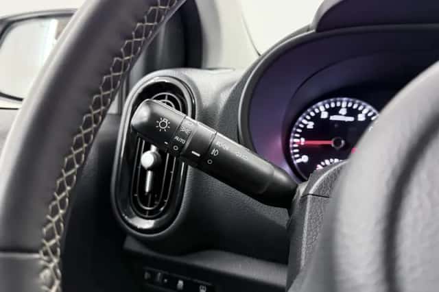 Kia Picanto (2023) thumbnail 30