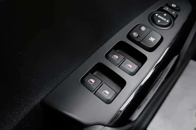 Kia Picanto (2023) thumbnail 33