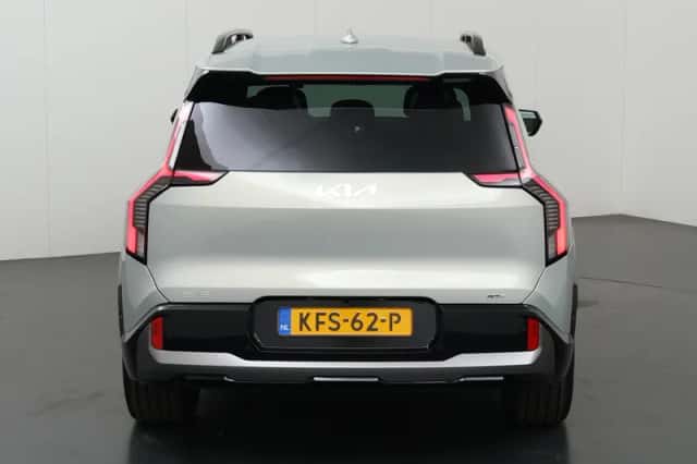 Kia EV9 (2026) thumbnail 4