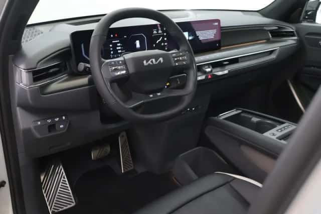 Kia EV9 (2026) thumbnail 7