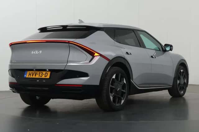Kia EV6 (2025) thumbnail 2