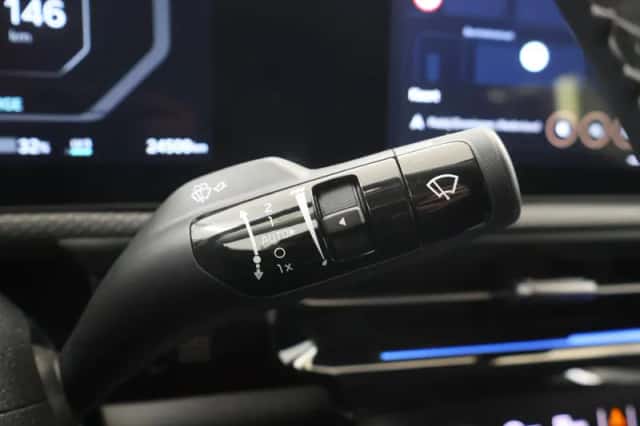 Kia EV6 (2025) thumbnail 30