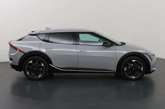 Kia EV6 (2025) thumbnail 6