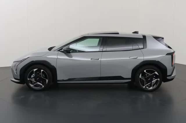 Kia EV4 (2026) thumbnail 5