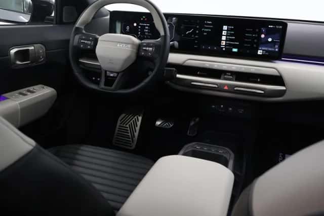 Kia EV4 (2026) thumbnail 9