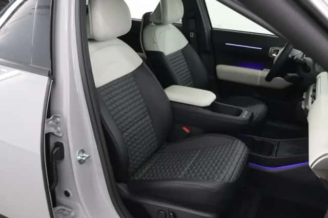 Kia EV4 (2026) thumbnail 10