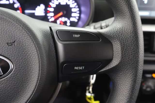 Kia Picanto (2020) thumbnail 24