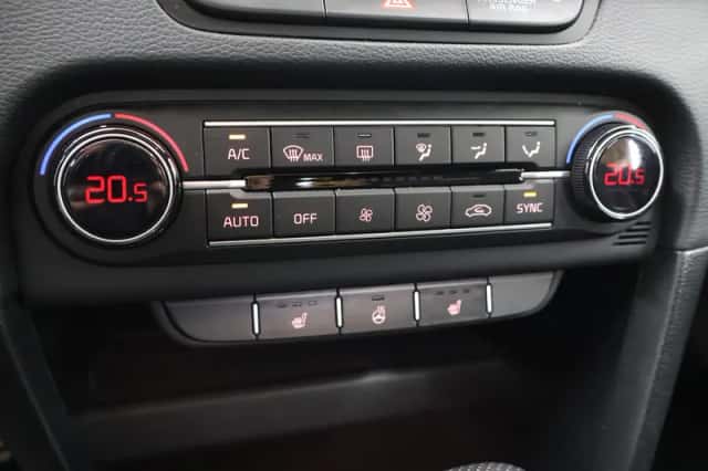 Kia XCeed (2023) thumbnail 20