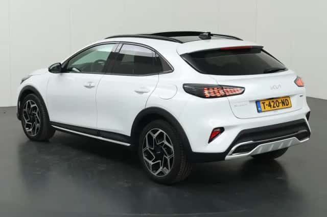 Kia XCeed (2023) thumbnail 22