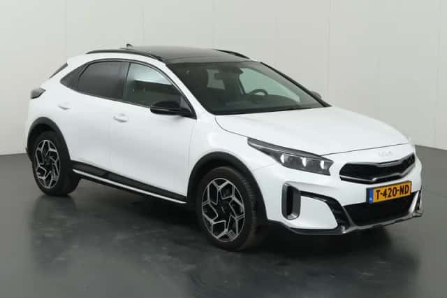 Kia XCeed (2023) thumbnail 23