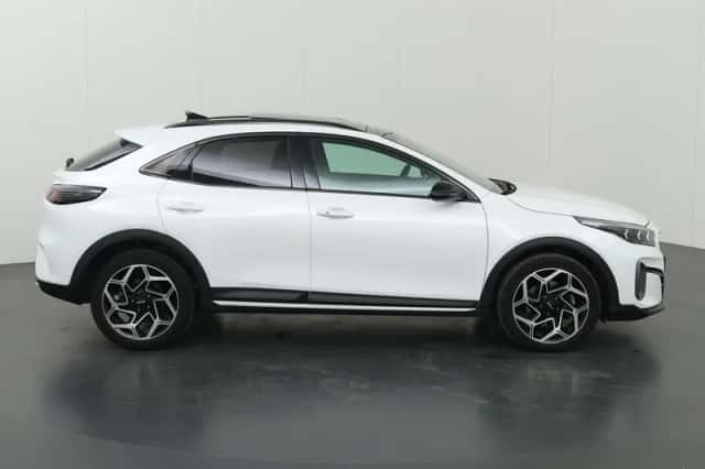 Kia XCeed (2023) thumbnail 6