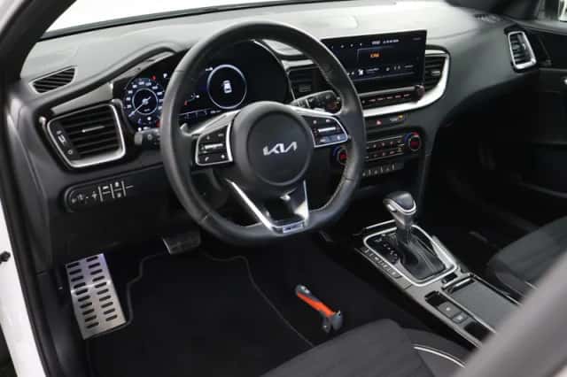 Kia XCeed (2023) thumbnail 7