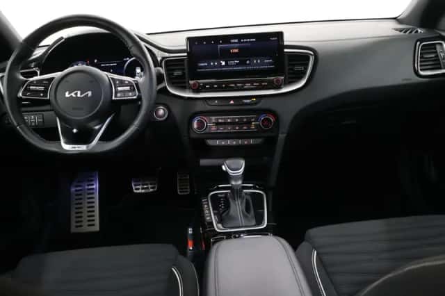Kia XCeed (2023) thumbnail 8