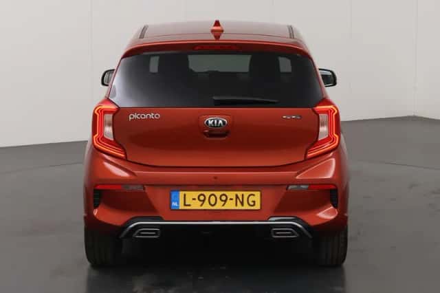Kia Picanto (2021) thumbnail 4