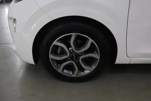 Kia Picanto (2023) thumbnail 36