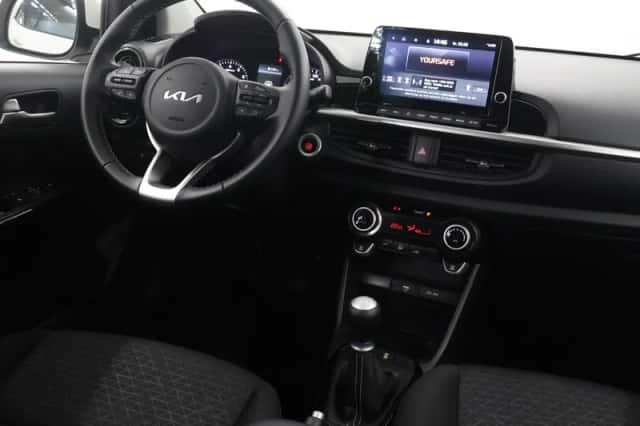 Kia Picanto (2023) thumbnail 9