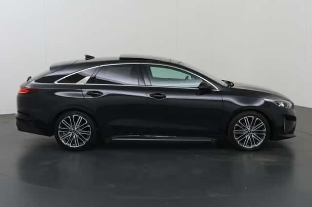 Kia Proceed (2021) thumbnail 6