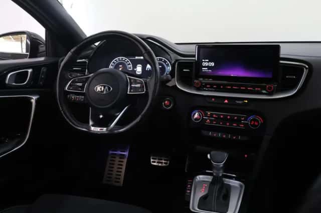 Kia Proceed (2021) thumbnail 9