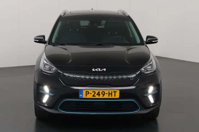 Kia Niro EV (2022) thumbnail 3