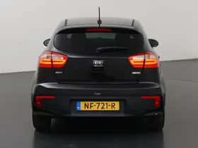 Kia Rio (2017) thumbnail 4