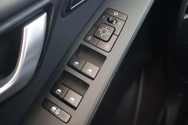 Kia Niro (2025) thumbnail 38