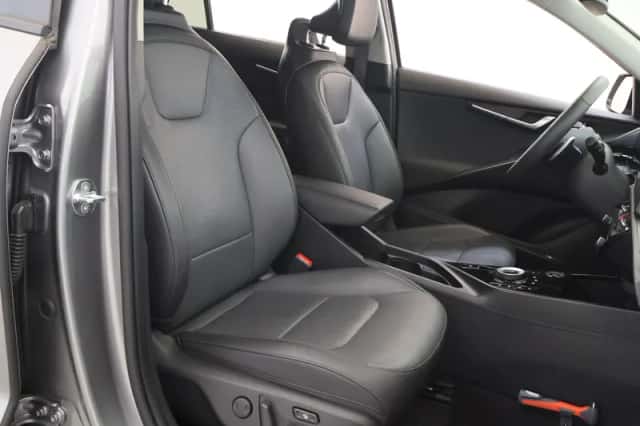 Kia Niro (2025) thumbnail 10
