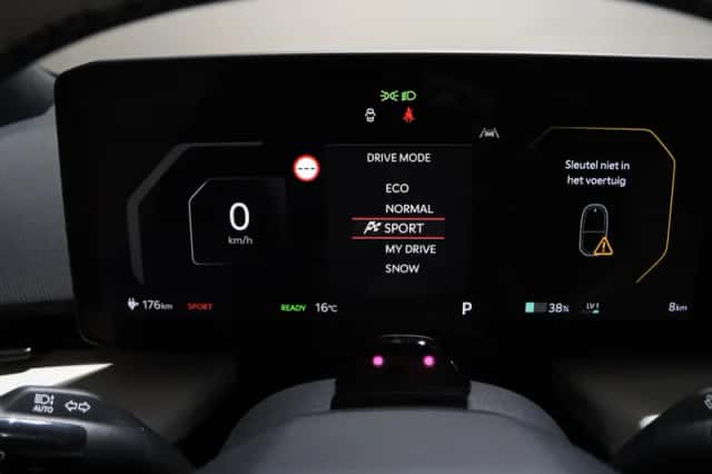 Kia EV4 (2026) thumbnail 18