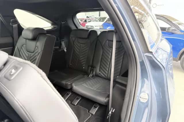 Kia Sorento (2025) thumbnail 12