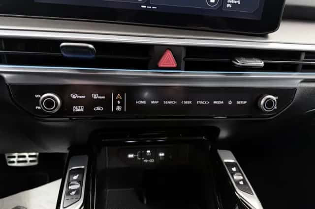 Kia Sorento (2025) thumbnail 20