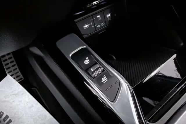 Kia Sorento (2025) thumbnail 24