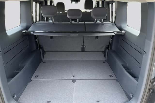 Kia PV5 Passenger (2026) thumbnail 20