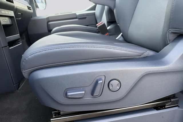 Kia PV5 Passenger (2026) thumbnail 25