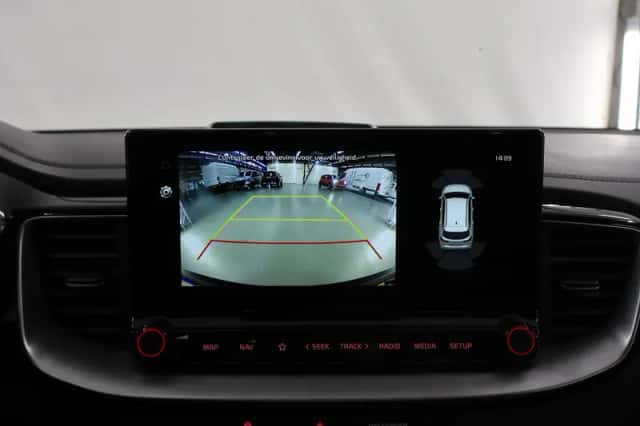 Kia Ceed Sportswagon (2021) thumbnail 14