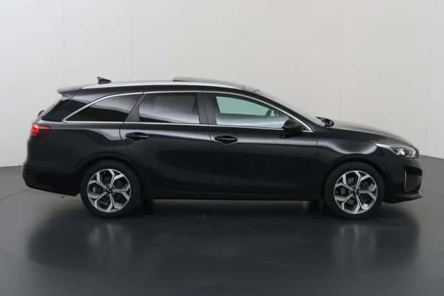 Kia Ceed Sportswagon (2021) thumbnail 6
