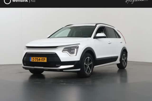 Kia Niro (2024) thumbnail 1