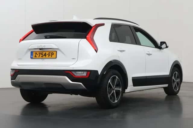 Kia Niro (2024) thumbnail 2