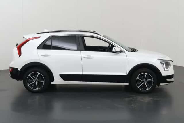 Kia Niro (2024) thumbnail 6