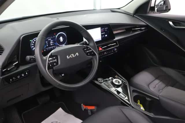 Kia Niro (2024) thumbnail 7