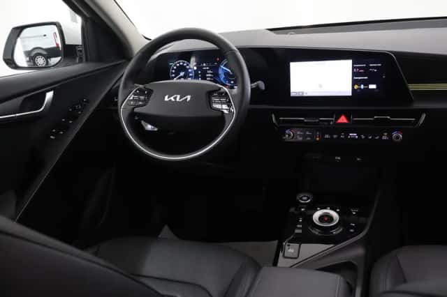 Kia Niro (2024) thumbnail 9