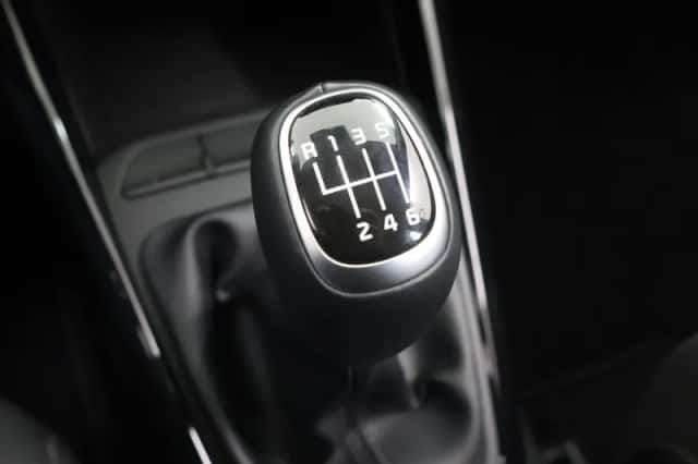 Kia Stonic (2025) thumbnail 24