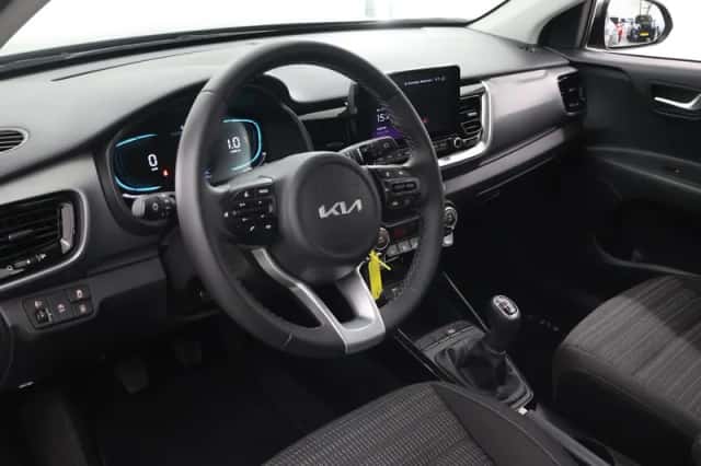 Kia Stonic (2025) thumbnail 7