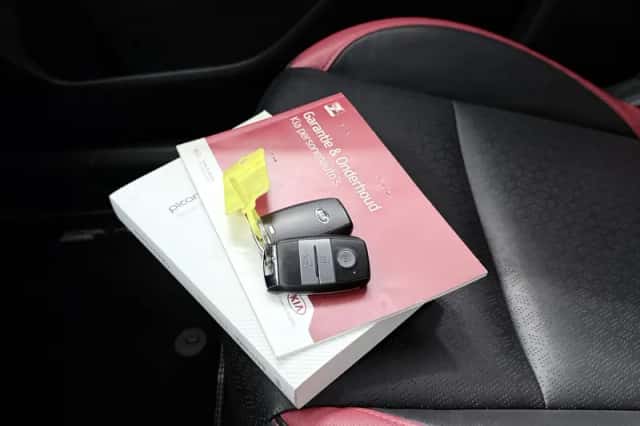 Kia Picanto (2021) thumbnail 25