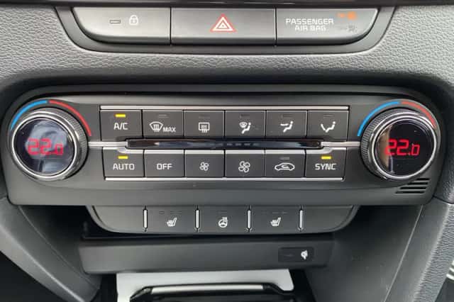 Kia Ceed (2024) thumbnail 6