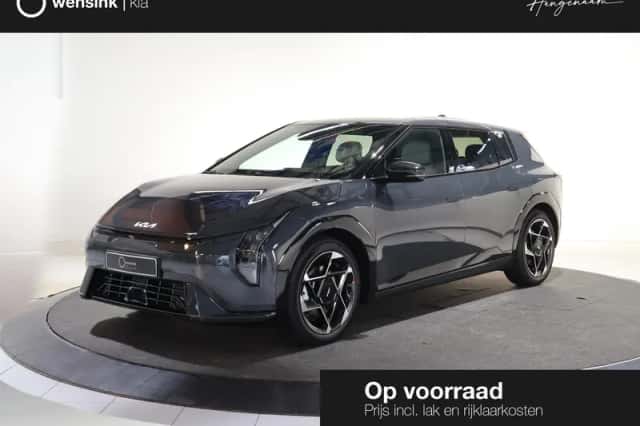 Kia EV4 (2026) thumbnail 1