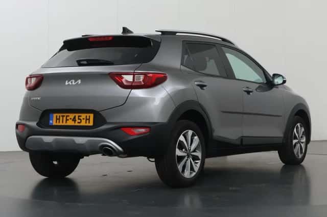 Kia Stonic (2025) thumbnail 2