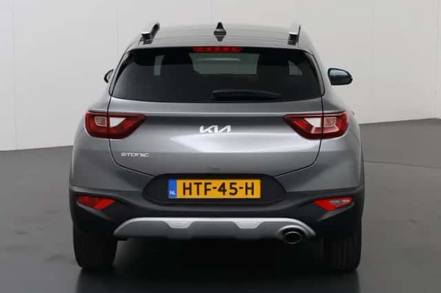Kia Stonic (2025) thumbnail 4
