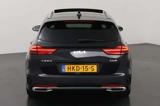 Kia Ceed Sportswagon (2025) thumbnail 4