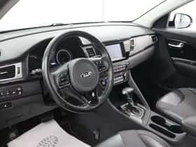 Kia Niro (2019) thumbnail 7