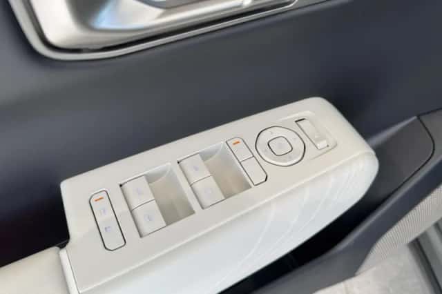 Kia EV4 (2025) thumbnail 14